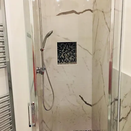 Cluverio11 Luxury